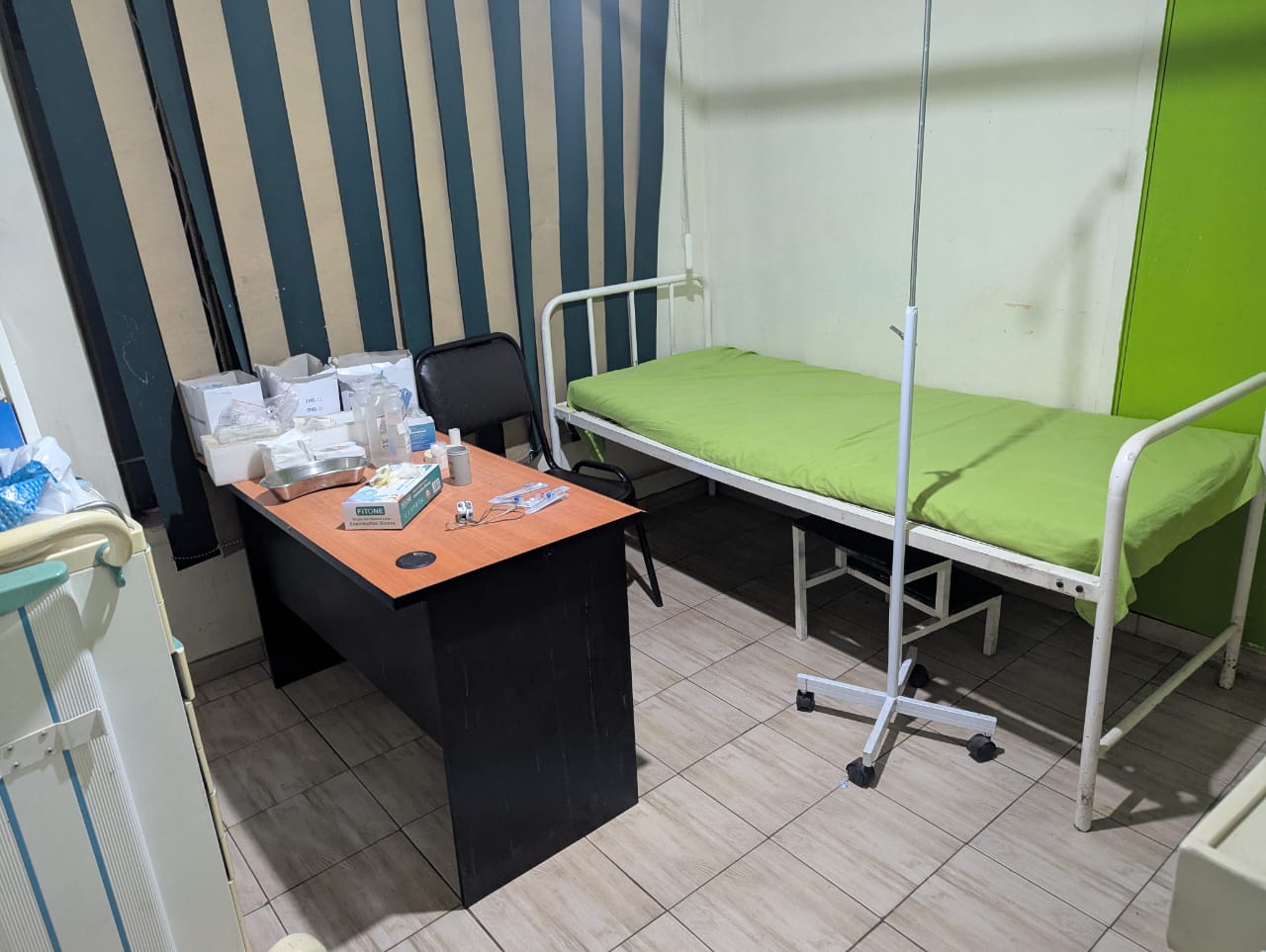 Medical laboratory testing equipment